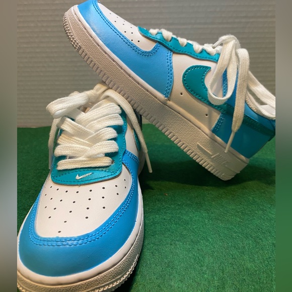 NIKE AIR FORCE 1 LOW TOP - NEW Custom Painted ~Size 1.5Y - Picture 2 of 11